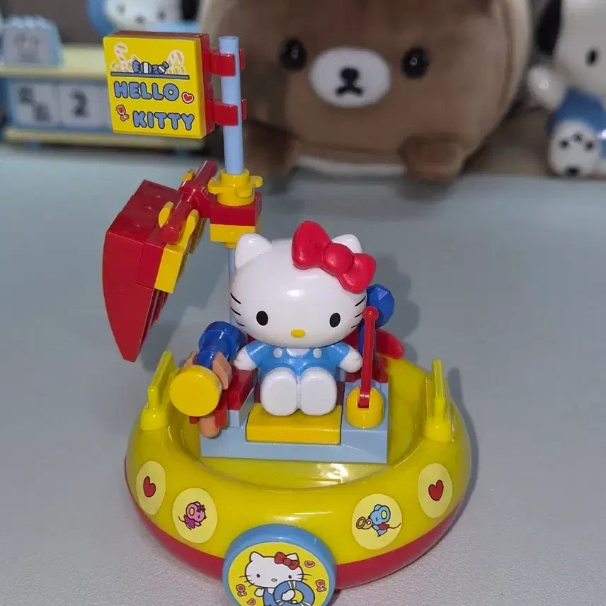 [BUNJANG] Hello Kitty Boat Block Figure Toy / 헬로키티 보트 블록 피규어 장난감