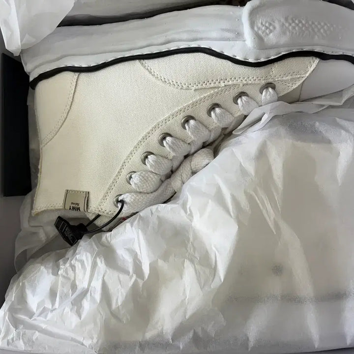 [BUNJANG] Maison Mihara Yasuhiro Peterson OG Sole Canvas High Top Sneakers White / 메종 미하라 야스히로 피터슨 OG 솔 캔버스 하이탑 스니커즈 화이트43
