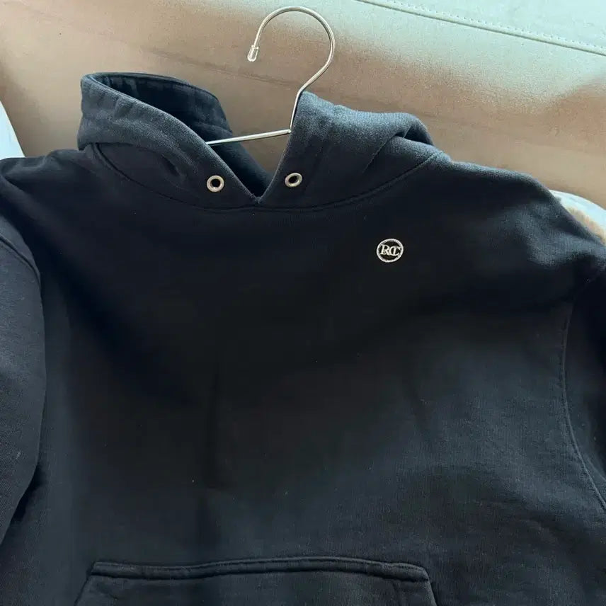 [BUNJANG] RECTO Black Hoodie / RECTO 렉토 블랙 후드티