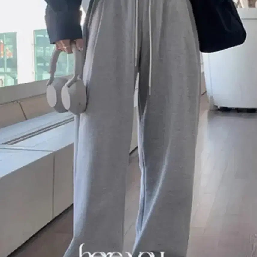 [BUNJANG] Yurie Hear You Grey Tracksuit (Basic Version) - New, Unsealed / [미개봉 새상품]유리에 히얼유 그레이 츄리닝
