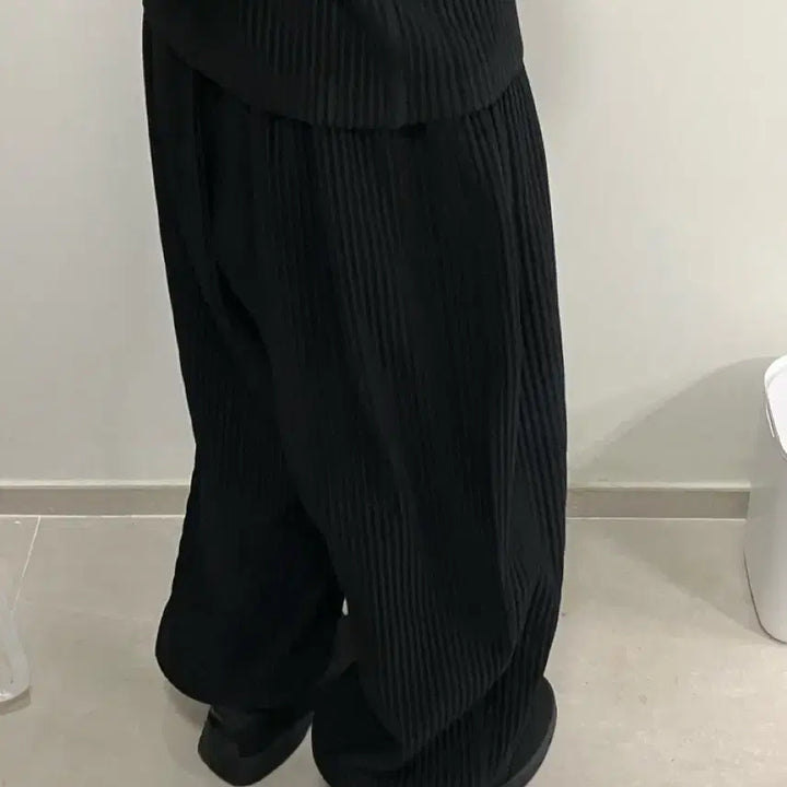 [BUNJANG] Homme Plissé Jogger Pants Black JF129 / [3] 옴므플리세 조거팬츠 블랙 JF129