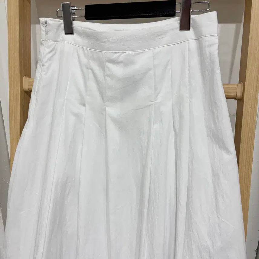 [BUNJANG] Flare Crinkled Long Skirt / [새상품] 플레어 바스락 여성 롱 스커트