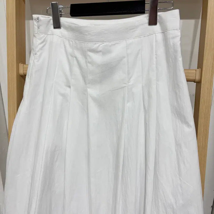 [BUNJANG] Flare Crinkled Long Skirt / [새상품] 플레어 바스락 여성 롱 스커트