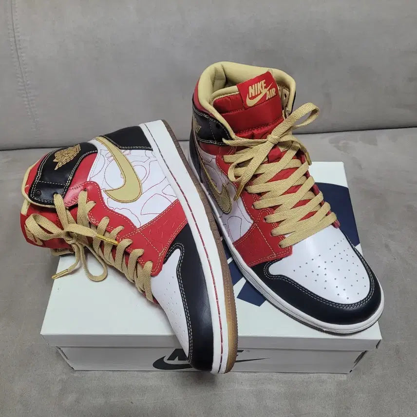 [BUNJANG] Nike Air Jordan 1 Retro XQ / 나이키 조던 1 레트로 XQ 275 / (270, 265)