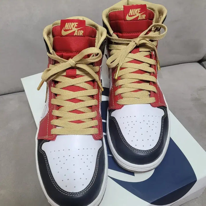 [BUNJANG] Nike Air Jordan 1 Retro XQ / 나이키 조던 1 레트로 XQ 275 / (270, 265)