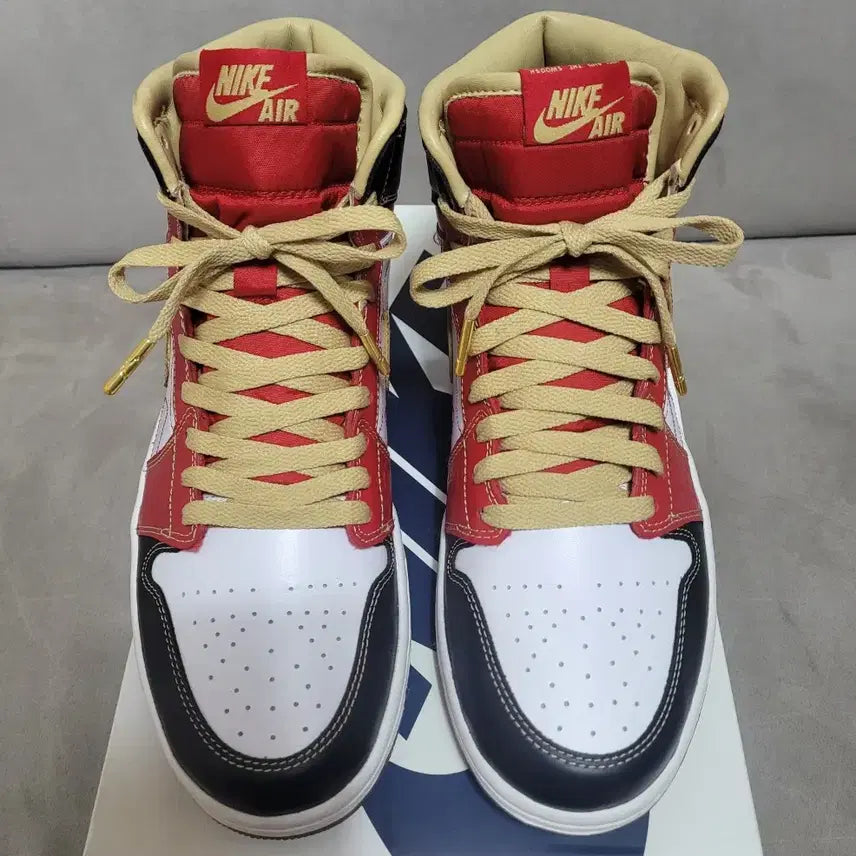 [BUNJANG] Nike Air Jordan 1 Retro XQ / 나이키 조던 1 레트로 XQ 275 / (270, 265)