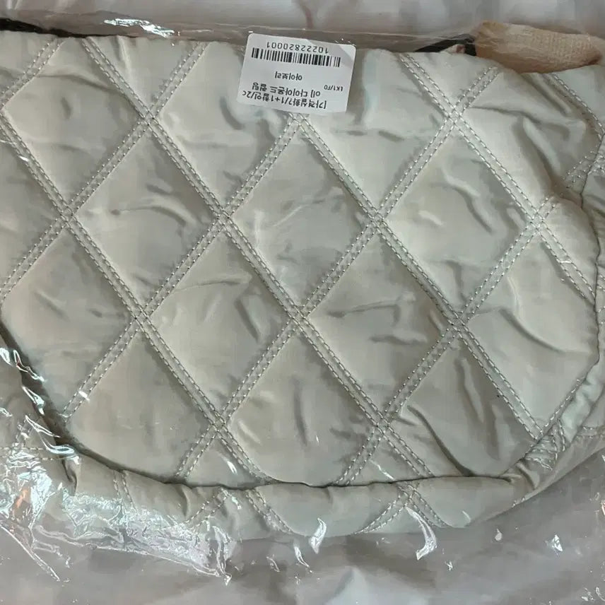 [BUNJANG] Ivory Quilted Tote Bag Shoulder Bag / 아이보리 퀼팅 누빔 토트백 숄더백 가방