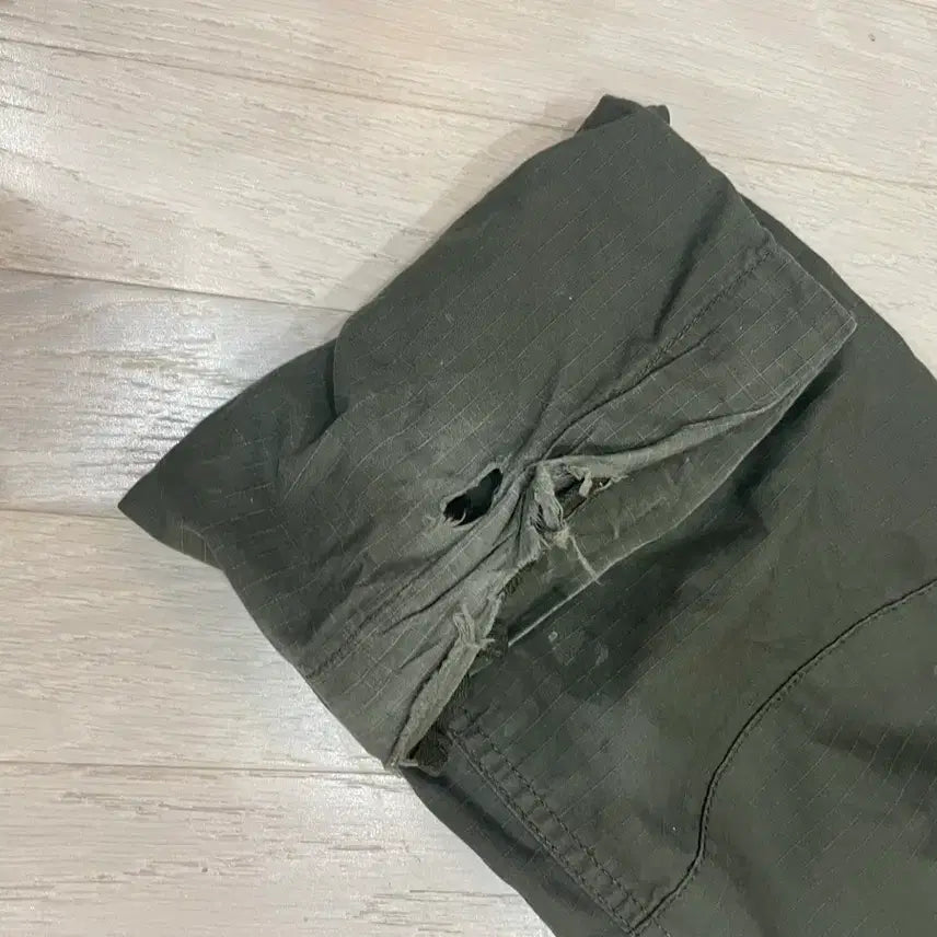 [BUNJANG] Carhartt WIP Cargo Pants Olive / 칼하트 WIP 카고 바지 올리브