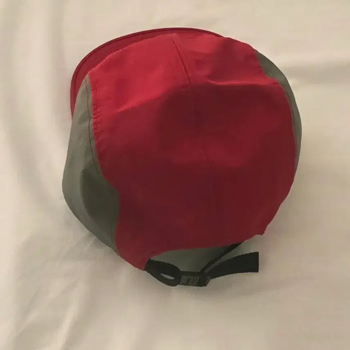 [BUNJANG] Supreme Gore-Tex Camp Cap Red / 슈프림 고어텍스 캠프캡 레드