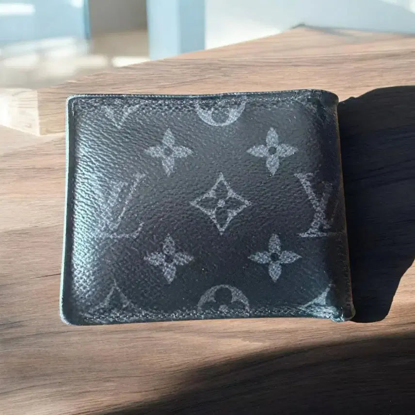 [BUNJANG] Louis Vuitton Genuine Eclipse Monogram Bifold Wallet / 루이비통 정품 이클립스 반지갑 판매합니다