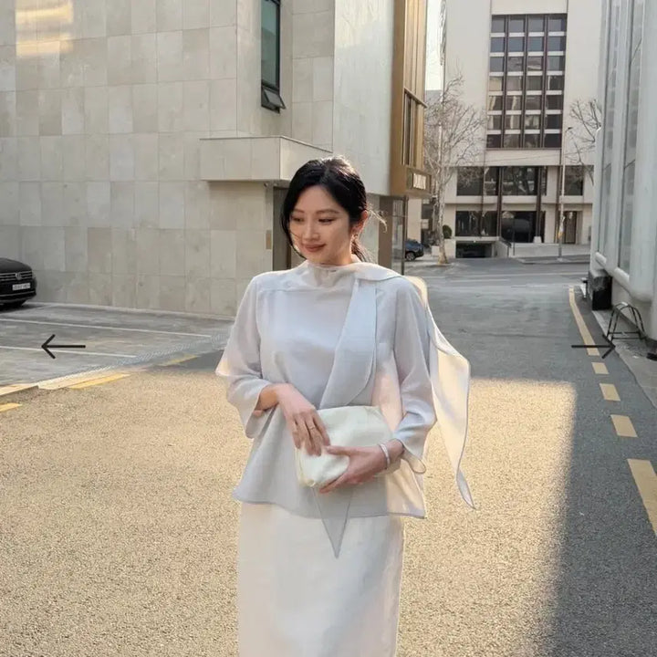 [BUNJANG] Reticella Marcel Scarf Blouse - Soft Blue / 레티첼라 마르셀 스카프 블라우스_소프트블루
