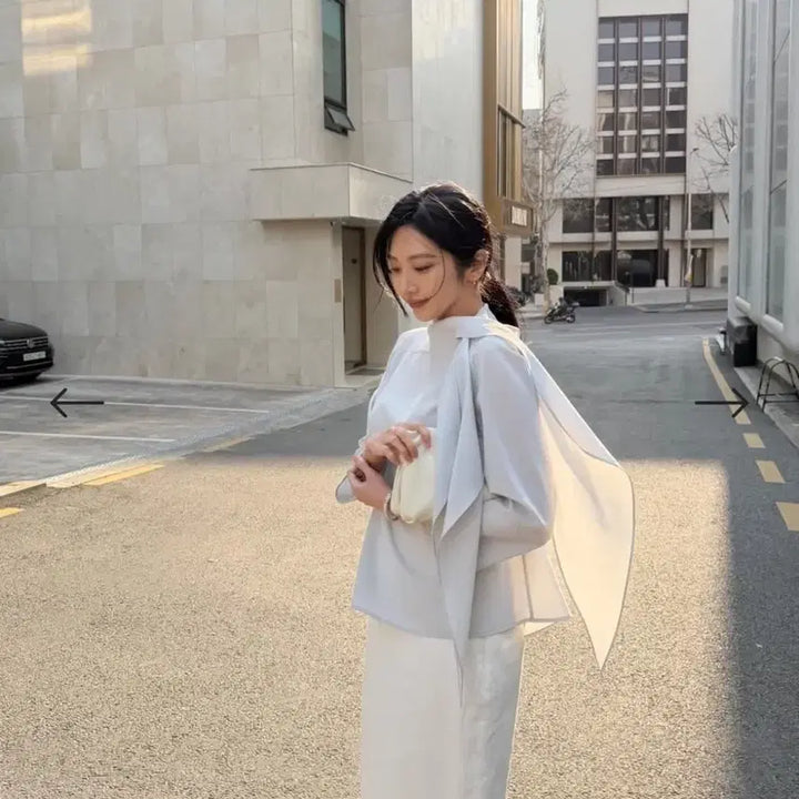 [BUNJANG] Reticella Marcel Scarf Blouse - Soft Blue / 레티첼라 마르셀 스카프 블라우스_소프트블루