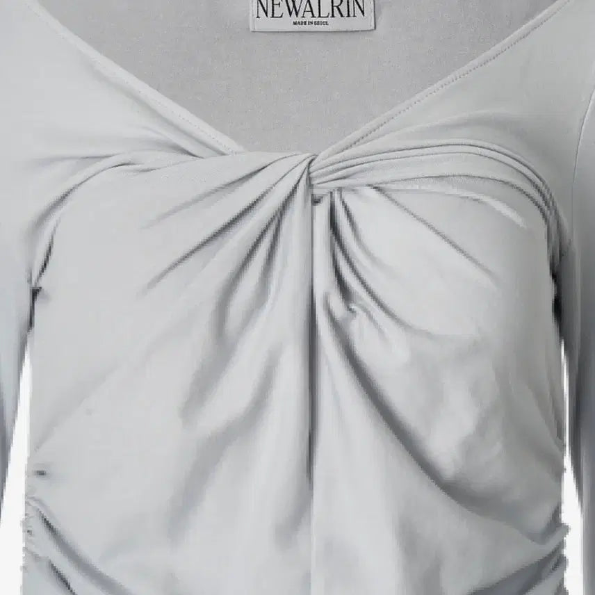 [BUNJANG] Newearlin Luna Twisted Shirring Top / 뉴얼린 루나 트위스티드 셔링탑