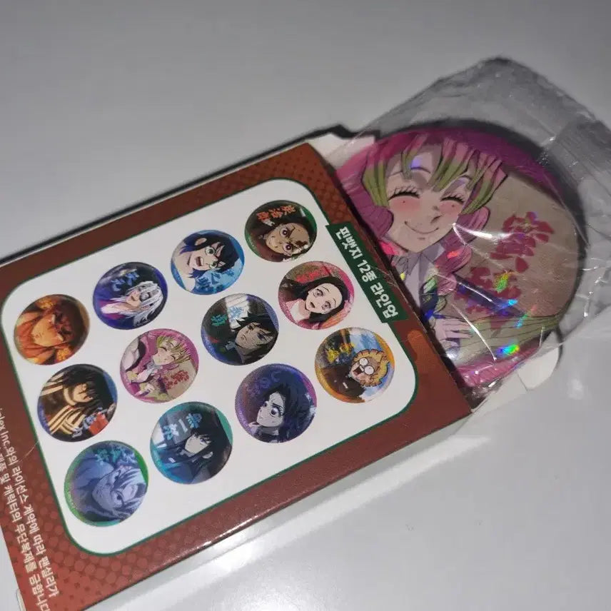 [BUNJANG] Demon Slayer Mitsuri Kanroji Pin Badge / 귀멸의 칼날 미츠리 핀뱃지입니다.