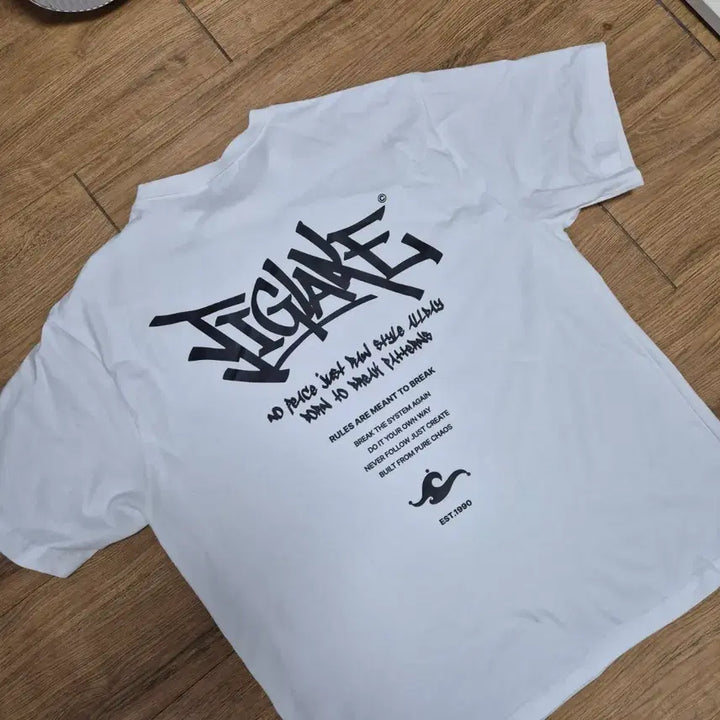[BUNJANG] TIGRAKE Oversized Short-Sleeve T-Shirt XL / (1회착용)티글레이크 오버핏 반팔 티셔츠 XL [정가 48,200원]