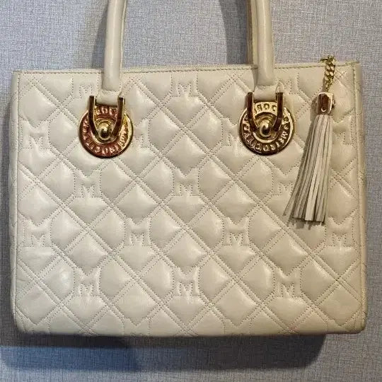 [BUNJANG] Metrociti Ivory Quilted Tote Bag with Tassel / 메트로시티 아이보리 퀼팅 토트백 + 태슬