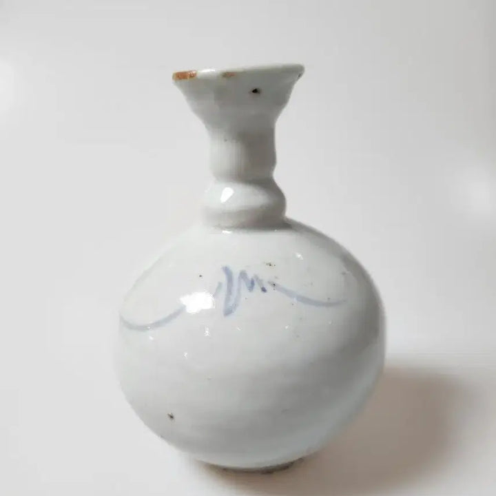 [BUNJANG] Joseon Dynasty Blue-and-White Porcelain Vase / 골동품 목이 이쁜 조선시대 청화백자 주병