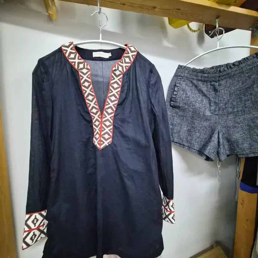 [BUNJANG] Tory Burch Embroidered Cotton Tunic &amp; J.Crew Ruffle Pocket Linen Pants / 토리버치 자수 코튼 튜닉 자수 블라우스. .제이크루 프릴포켓 린넨팬츠