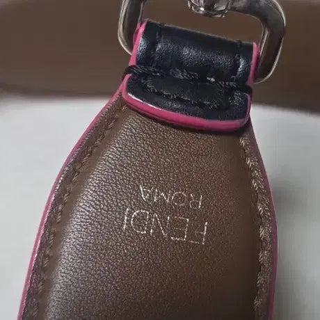[BUNJANG] Fendi Strap You Multi Stud Shoulder Strap / 펜디 스트랩 유 (NO 1711587)