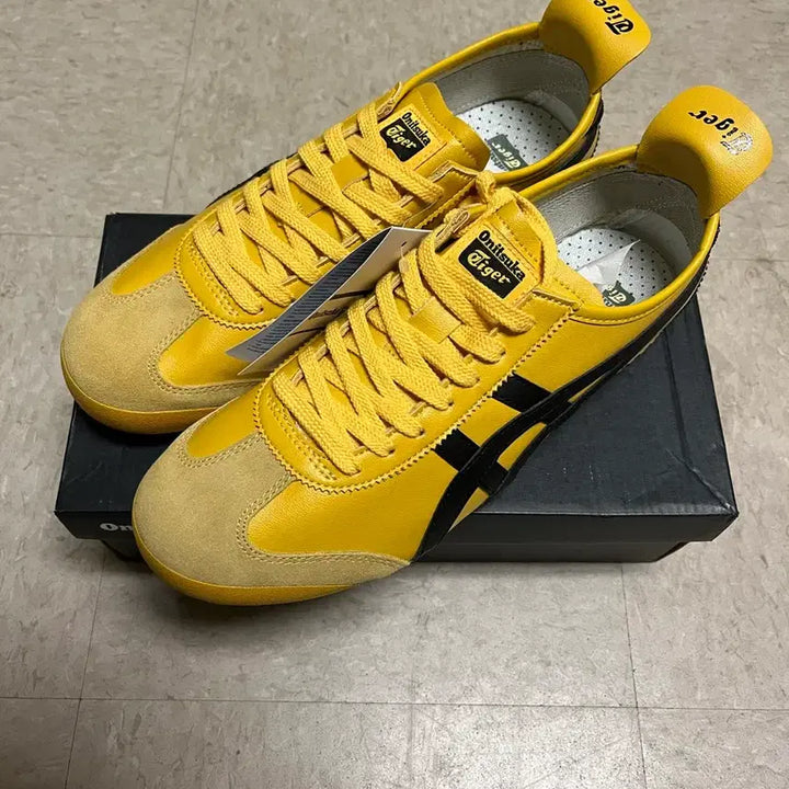 [BUNJANG] Onitsuka Tiger Mexico 66 Yellow Black Sneakers / 오니츠카타이거 멕시코66 옐로우 블랙