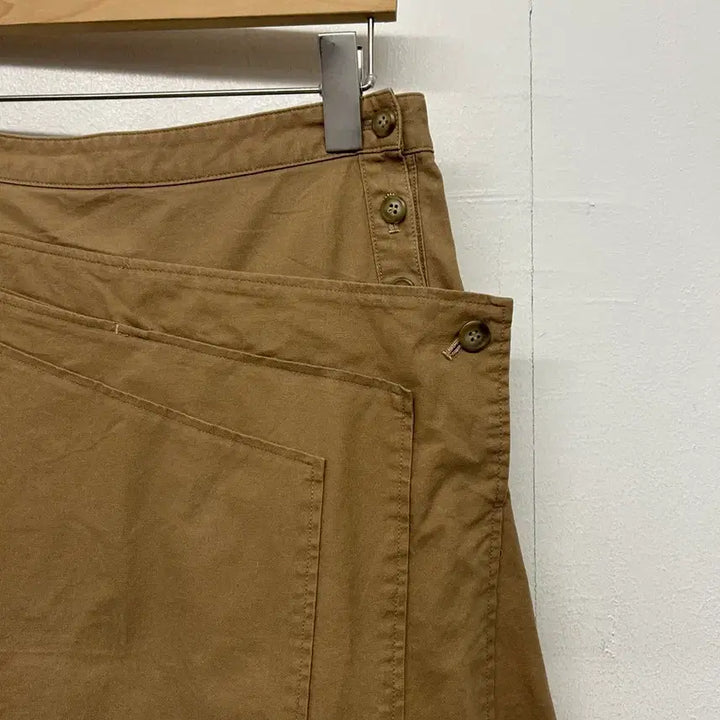 [SOLD OUT] 츠모리 치사토 비대칭 코튼 스커트