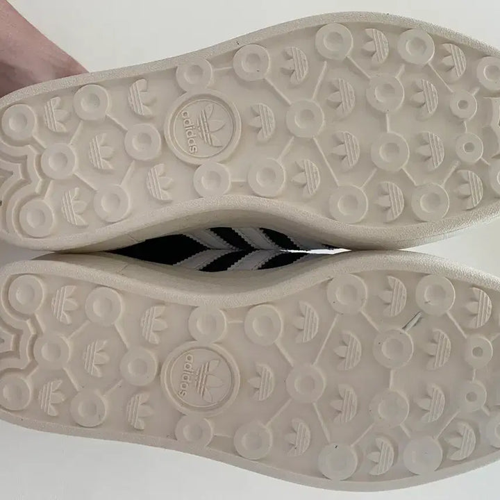[BUNJANG] Adidas Gazelle Sneakers HQ6912 / 아디다스 가젤 운동화 HQ6912