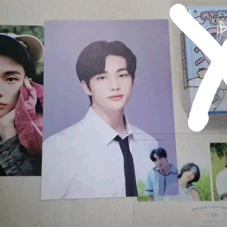 [BUNJANG] Stray Kids Hyunjin Postcard Grip Tok / 스트레이키즈 현진 엽서 공굿 비공굿 그립톡 플레이그라운드 엽서