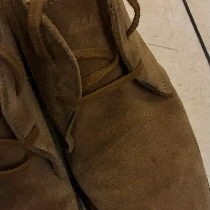 [BUNJANG] Astorflex Greenflex Whiskey Size 41 / 아스토플렉스 그린플렉스 위스키 41