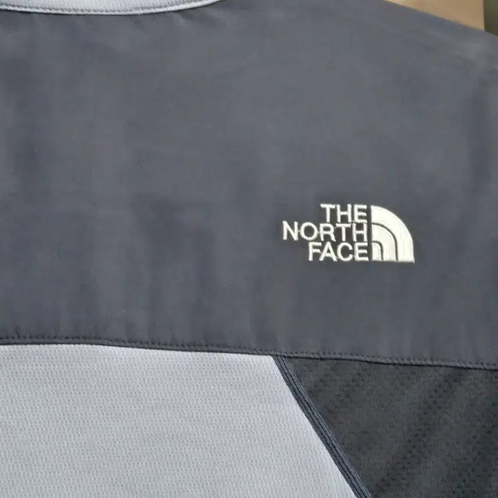 [BUNJANG] The North Face Long Sleeve Zip-Up T-Shirt Grey/Navy / 노스페이스 긴팔 집업 티셔츠 그레이 네이비