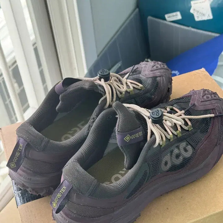[BUNJANG] Nike ACG Mountain Fly 2 Low Gore-Tex Burgundy 270 / 니이키 acg 마운틴플라이 2 로우 코어텍스 버건디 270