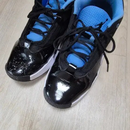 [BUNJANG] Jordan Max Aura 6 Black University Blue / 조던 맥스 아우라 6 블랙 유니버시티 블루