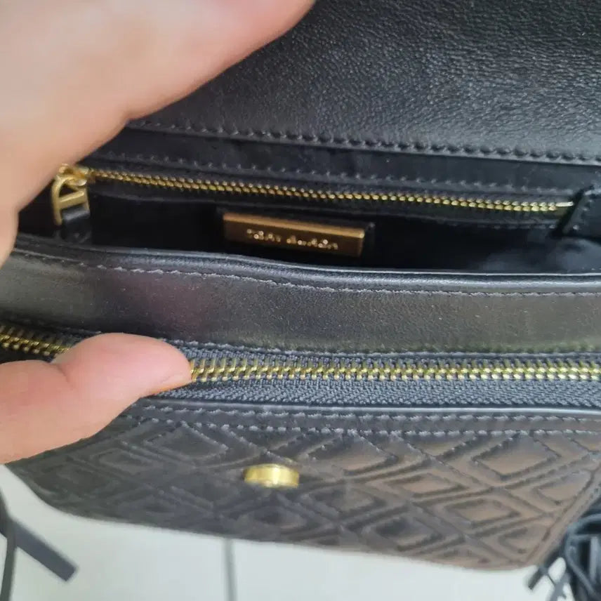 [BUNJANG] Tory Burch Fleming Convertible Crossbody Bag / 토리버치플레밍컨버터블크로스백
