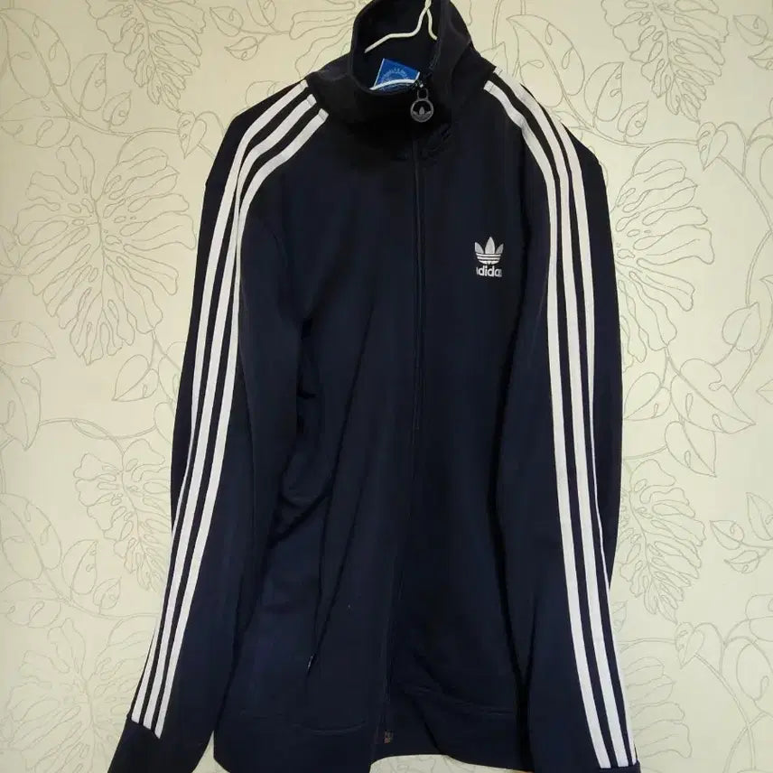 [BUNJANG] Adidas Europa Track Top Navy / 아디다스 유로파 네이비 트랙탑 100