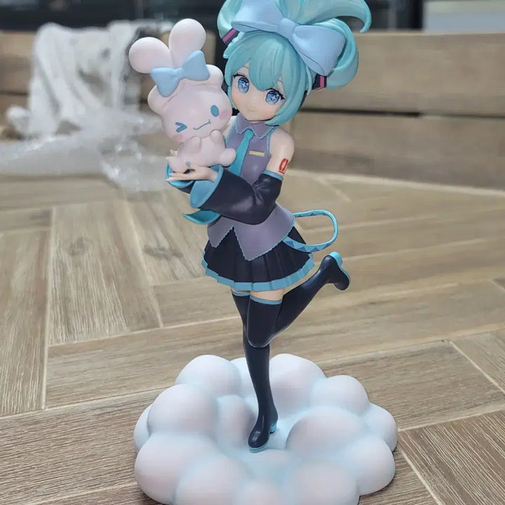 [BUNJANG] Cinnamonroll x Hatsune Miku Figure / 시나몬롤 하츠네 미쿠 피규어 판매