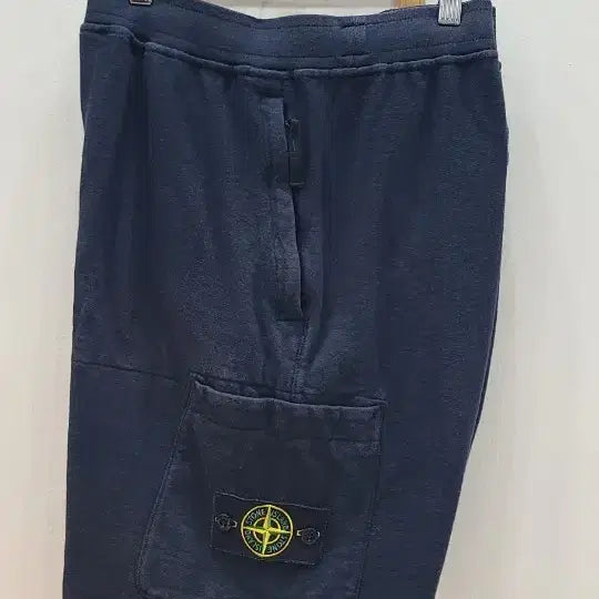 [BUNJANG] Stone Island Navy Cargo Shorts L (34-35) / 스톤아일랜드 네이비 카고 반바지 L 34~35