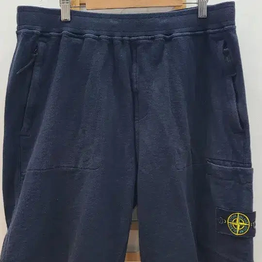 [BUNJANG] Stone Island Navy Cargo Shorts L (34-35) / 스톤아일랜드 네이비 카고 반바지 L 34~35