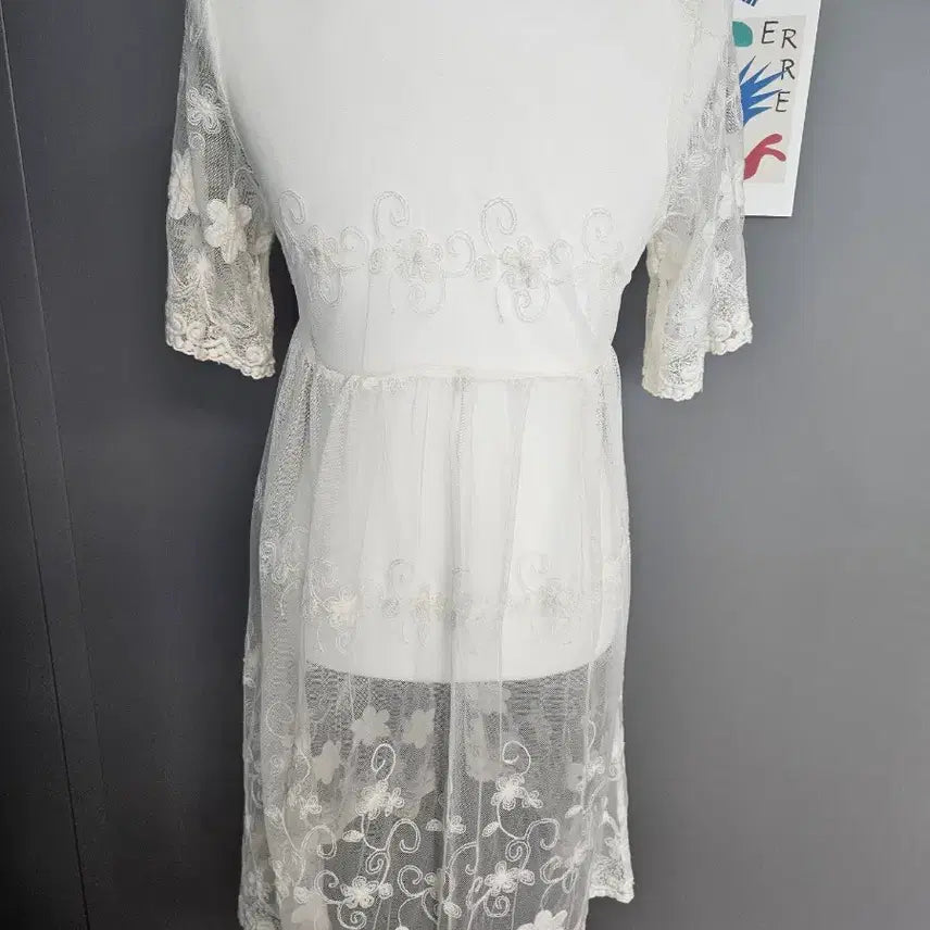 [BUNJANG] Ivory Flower Lace Robe Dress / 아이보리 플라워 레이스 원피스 로브