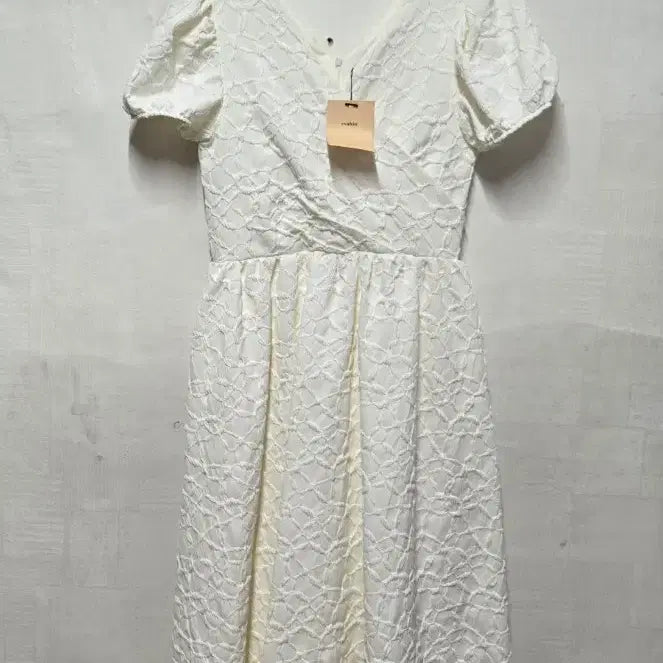 [BUNJANG] Evabin Puff Sleeve Long Dress Ivory Size 1 / 미착용) 에바빈 퍼프소매 롱원피스 1사이즈