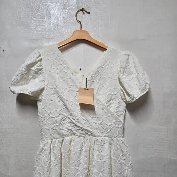 [BUNJANG] Evabin Puff Sleeve Long Dress Ivory Size 1 / 미착용) 에바빈 퍼프소매 롱원피스 1사이즈