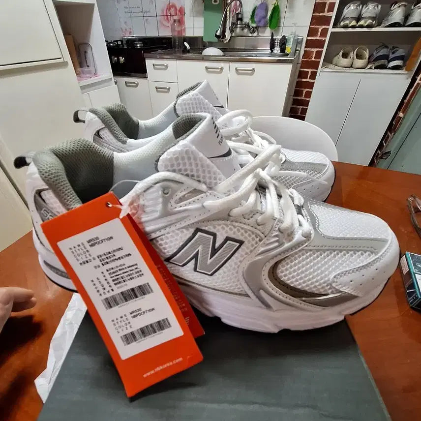 [BUNJANG] New Balance 530 White Running Shoes (275) / 뉴발란스 530 러닝화 흰색 운동화 275 새상품