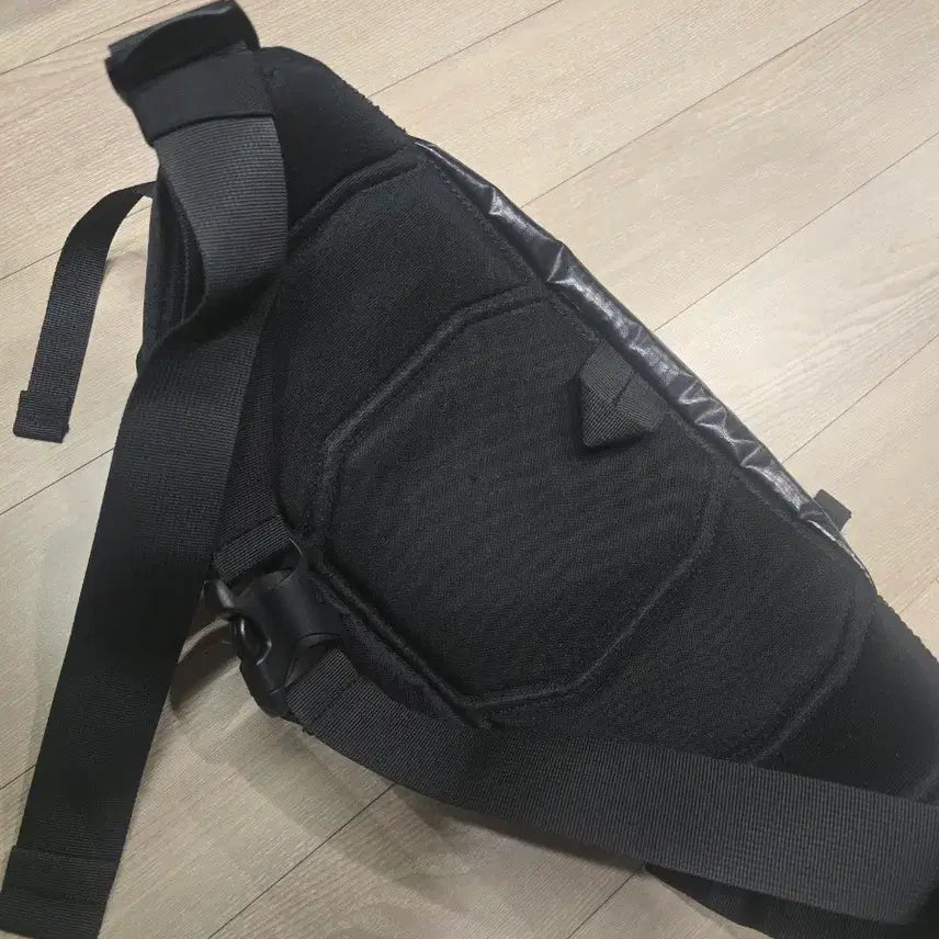 [BUNJANG] Patagonia Black Hole Waist Bag / 파타고니아 블랙홀 웨이스트백