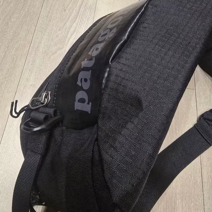 [BUNJANG] Patagonia Black Hole Waist Bag / 파타고니아 블랙홀 웨이스트백
