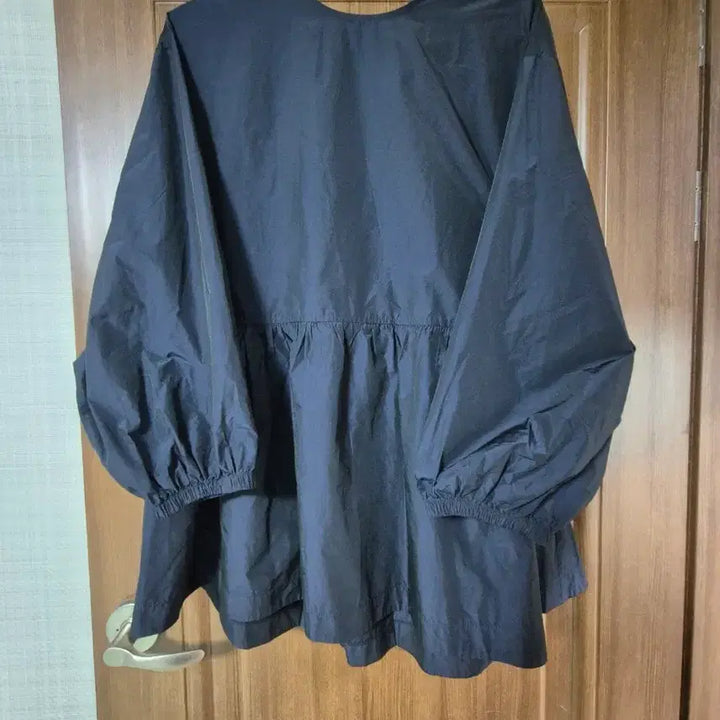 [BUNJANG] COS Shirring Blouse Navy / COS 셔링 블라우스