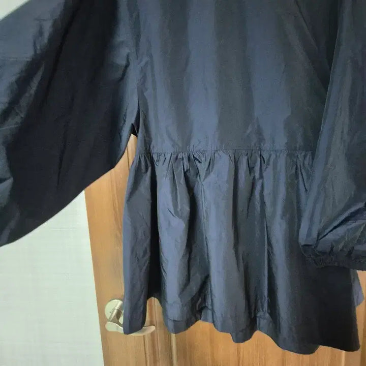 [BUNJANG] COS Shirring Blouse Navy / COS 셔링 블라우스