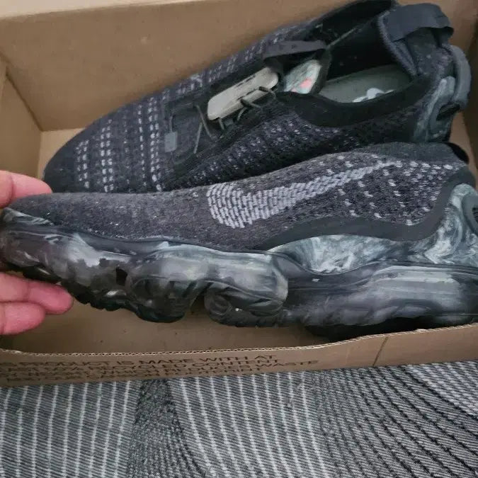 [BUNJANG] Nike Air VaporMax Flyknit 265mm / 나이키 에어 베이퍼맥스 플라이니트265