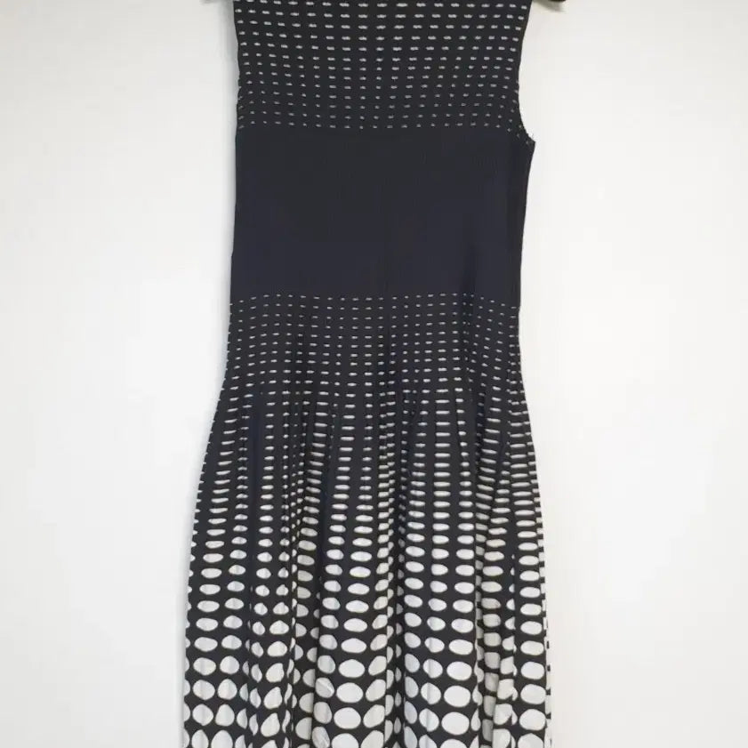 [BUNJANG] Black Dot Sleeveless Midi Dress / 블랙 도트 패턴 민소매 원피스