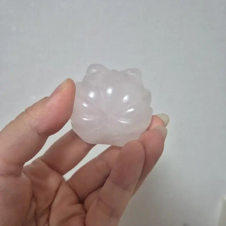 [BUNJANG] Milky Rose Quartz Gumiho Carving / 밀키로즈쿼츠 구미호카빙