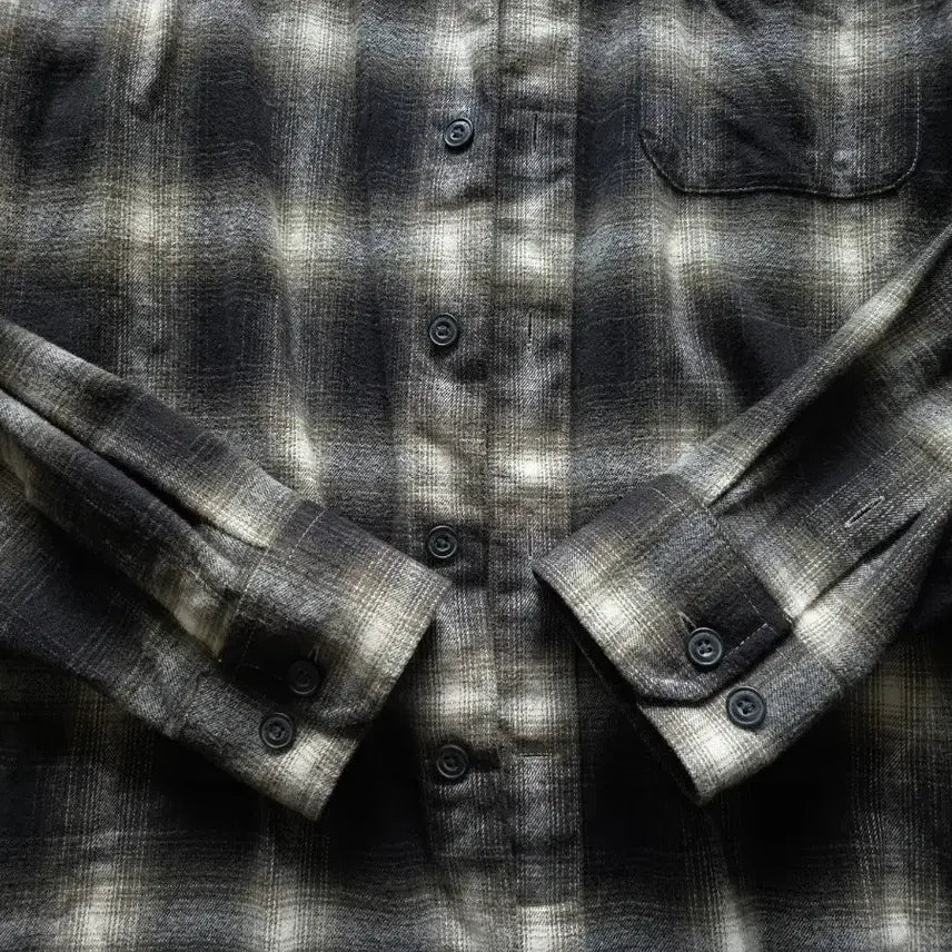 [BUNJANG] Serie Ombre Check Shirt Black / 시리즈 옴브레 체크셔츠 팝니다