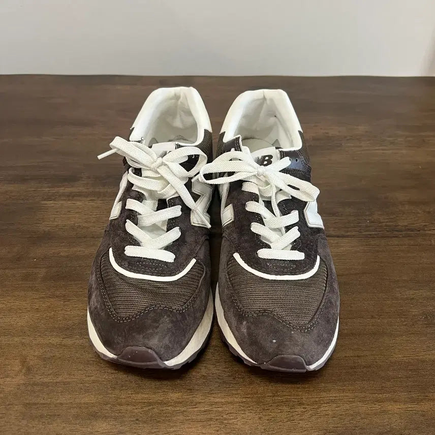 [BUNJANG] New Balance 574 Legacy Brown Sneakers (285) / [285] 뉴발란스 574 레거시 브라운