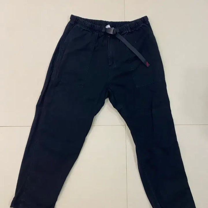 [BUNJANG] Gramicci Loose Tapered Pants Black / (아시아L) 그라미치 루즈 테이퍼드 팬츠 블랙
